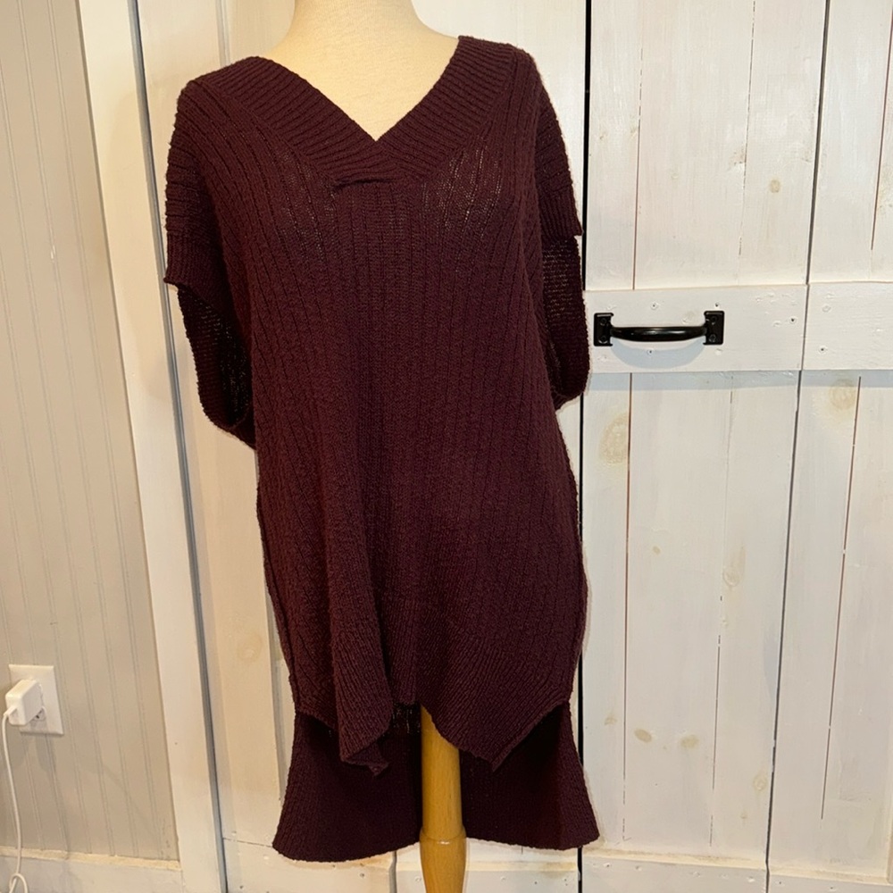 Free People Maroon Short Sleeve Tunic Sweater